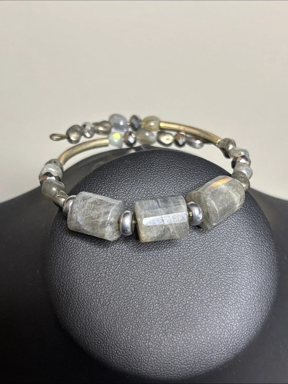 Labradorite Stone Stretch Bracelet with Faceted Gray Beads Silver Tone One Size